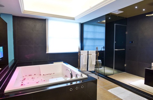 Zhuhai Hotel | The Royal Pinnacle Hotel