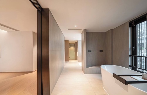 Xihu Hotel | The Serene House