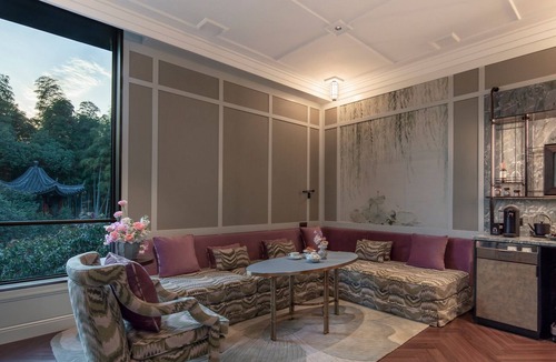 Xihu Hotel | The Silk Lakehouse, Shangri-La Hangzhou
