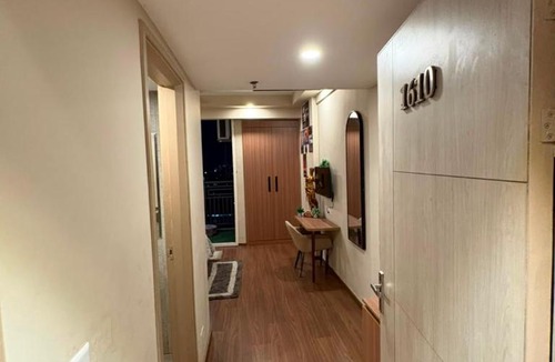 Greater Noida Bed & Breakfast | The Sky Cabin