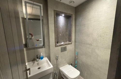 Noida Apartment | The Sky Stay