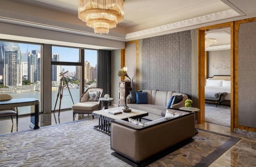 Downtown Shanghai Hotel | The St. Regis on the Bund, Shanghai