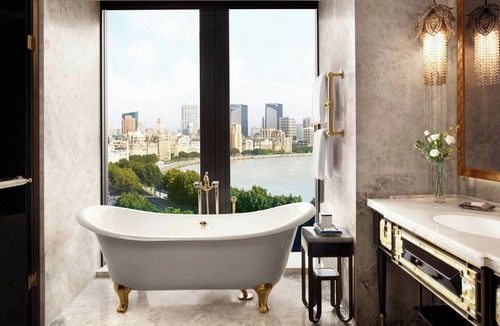 Downtown Shanghai Hotel | The St. Regis on the Bund, Shanghai