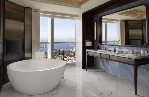 Shinan District Hotel | The St. Regis Qingdao