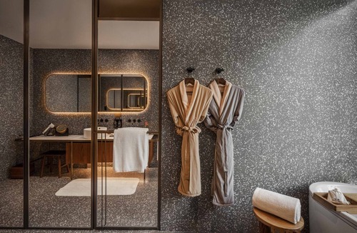 Downtown Shanghai Hotel | The Sukhothai Shanghai