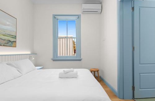 Redfern Hotel | The Surrey 4