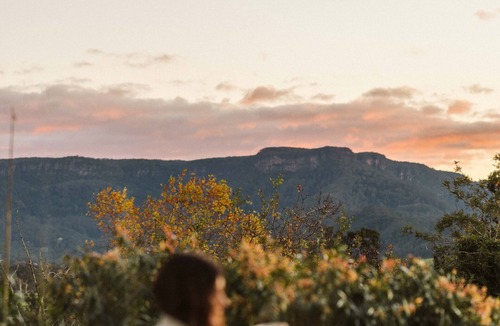 Kangaroo Valley House | The Tailor's Terrace Kangaroo valley. Modern spacious home with amazing views.