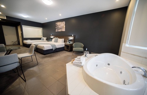 Modbury Hotel | The Tea Tree