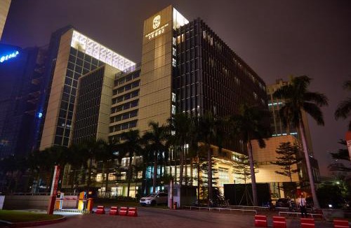 Nanhai Hotel | The Thousand Lantern Lake Hotel