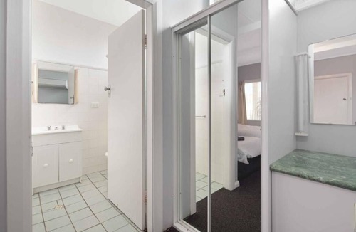 Narooma Hotel | The Tree Motel