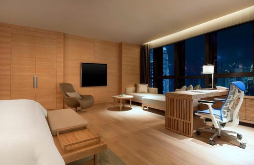 Yuzhong Hotel | The Westin Chongqing Liberation Square