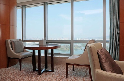 Gu Lou Hotel | The Westin Nanjing Xuanwu Lake