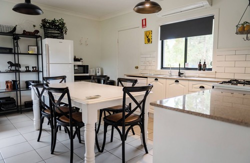Tomerong Hotel | The Woods Farm