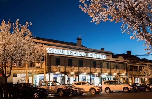Central Mudgee Hotel | The Woolpack Hotel