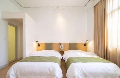 Shuangliu District House | The Yangshuo Durian Guesthouse 阳朔榴莲间民宿