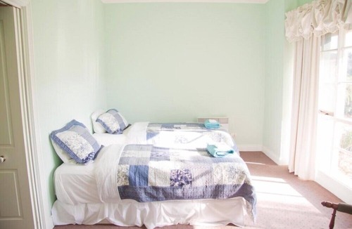 Yarra Glen Bed & Breakfast | Three-Bedroom Apartment Yarra valley
