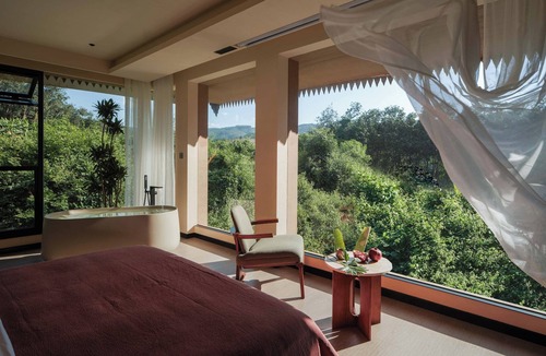 Jinghong Hotel | Three-Colored Cloud River Resort VILLA