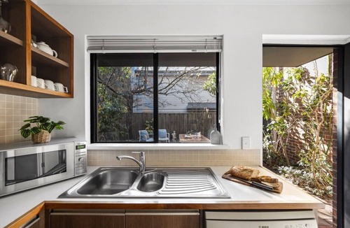 Margaret River Villa | Three Seven Six | Walk to Cafes | Family Friendly