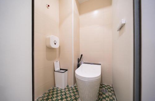 Downtown Shanghai Hostel | Through Time 1933 Youth Hotel