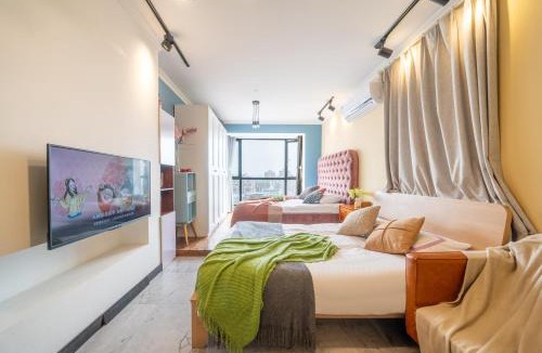 Huaihai Road Commercial Area Apartment | TianYa