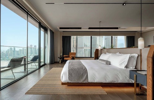 Yuzhong Hotel | Tianya Wuxi river Hotel