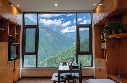 Yulong Hotel | Tiger Leaping Gorge yachajiao Manor