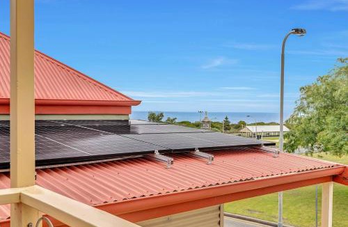 Semaphore House | Time and Tide Beach Cottage on the Esplanade