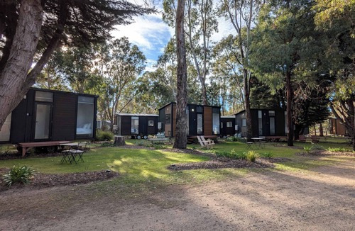 Dadswells Bridge House | Tiny House 1 @ Grampians Edge by Tiny Away