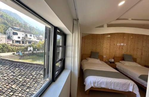 Tonglu County Hotel | Tonglu Hemingge Homestay