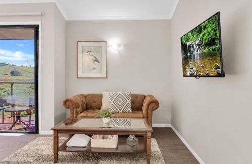 Bald Knob Bed & Breakfast | Top Of The Hill