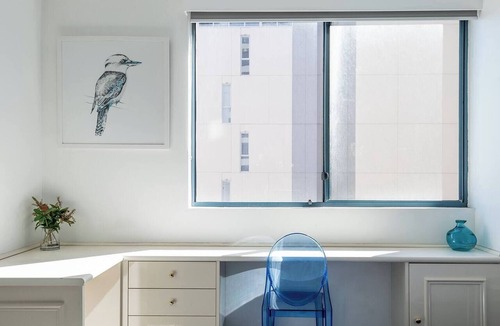 Haymarket Apartment | Top of the Town with Sydney CBD at its Doorstep