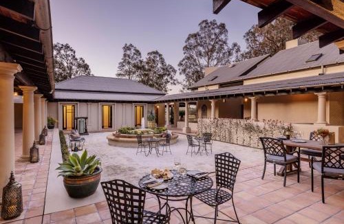 Pokolbin Hotel | Tower Lodge