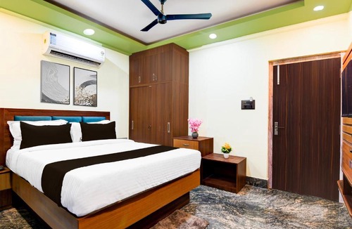 Madanpur Hotel | Townhouse AIIMS Kolkata Formerly Tanish Inn