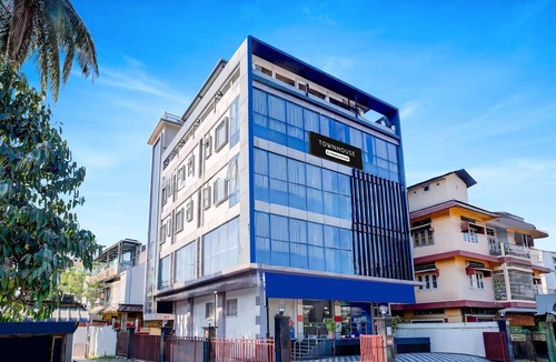 Sualkuchi House | Townhouse Bhangagarh Bus Terminal