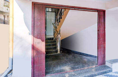 Sualkuchi House | Townhouse Bhangagarh Bus Terminal
