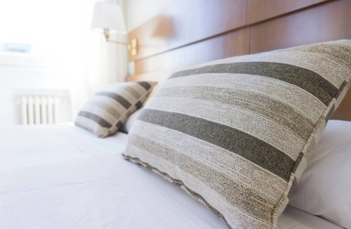 Baoshan Apartment | Traffic friendly space with public park view