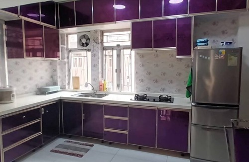 Tsim Sha Tsui Apartment | Tranquil 2-bedroom apartment with AC in vibrant Kowloon