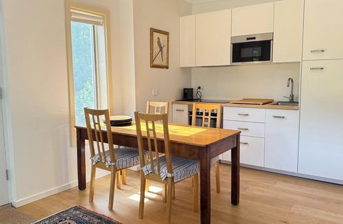 Aldgate House | Tranquil Garden Studio in Aldgate