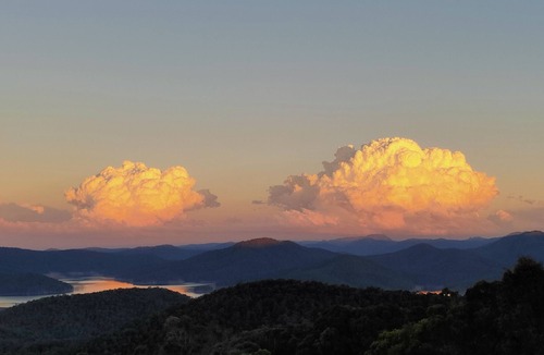 Lower Beechmont Cabin | Tranquil Gold Coast Hinterland 4 berth Tiny Home getaway with views to the coast