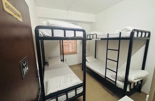 Paltan Bazaar Hostel | Travelers Hostel