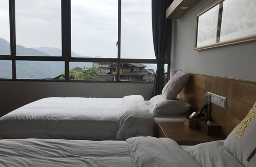 Longsheng Hotel | Travelling With Hotel Long Ji Ping An