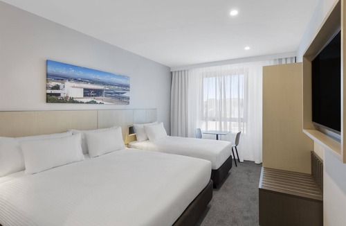 Mascot Hotel | Travelodge Hotel Sydney Airport