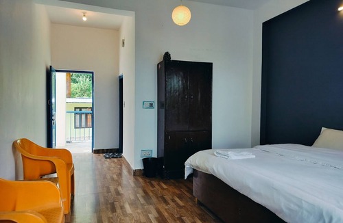 Bhagsu Nag Hotel | Tree House Bhagsu