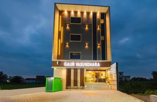 Vrindavan Hotel | Treebo Gaur Vasundhara