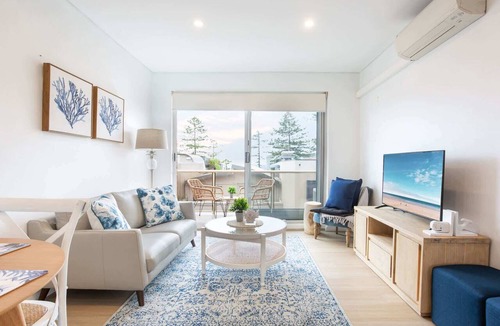 Dee Why Apartment | Trendy Apartment on Dee Why Beach