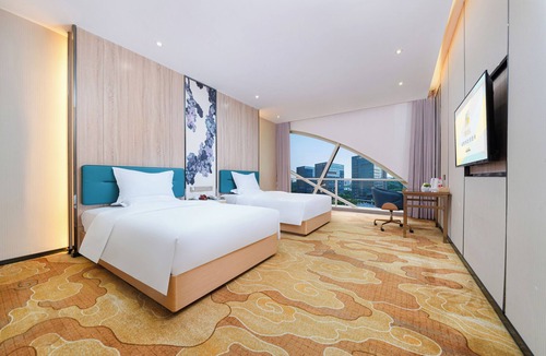 Guangzhou Science City Hotel | Trendy Romantic Hotel International Guangzhou Baoneng Performing Arts Center Science City Metro Station Branch