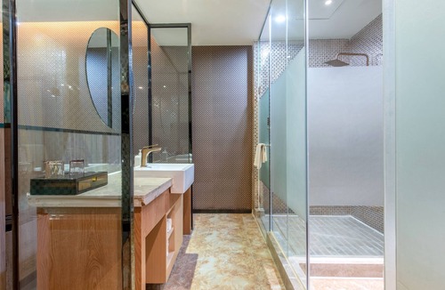 Guangzhou Science City Hotel | Trendy Romantic Hotel International Guangzhou Baoneng Performing Arts Center Science City Metro Station Branch