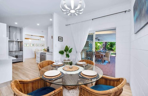 Trinity Beach House | Trinity Charm—Beachside Family Getaway with Pool