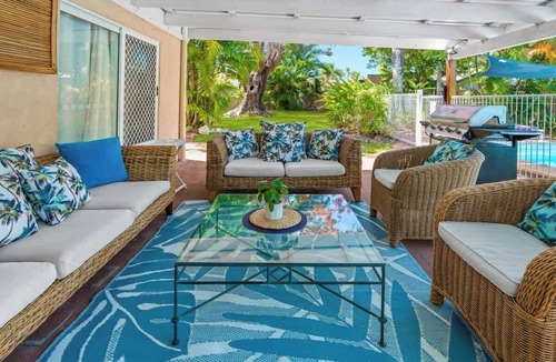 Trinity Beach House | Trinity Charm—Beachside Family Getaway with Pool