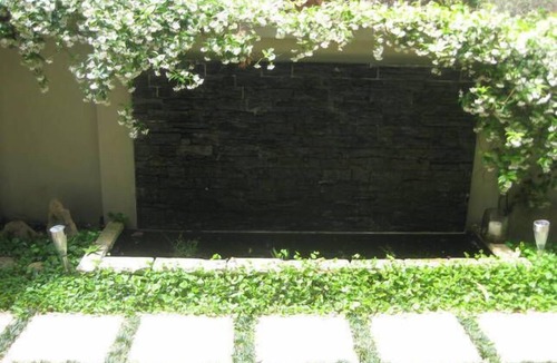 Balgowlah Heights Apartment | Triple Size Loft + Private Ensuite & Breakfast